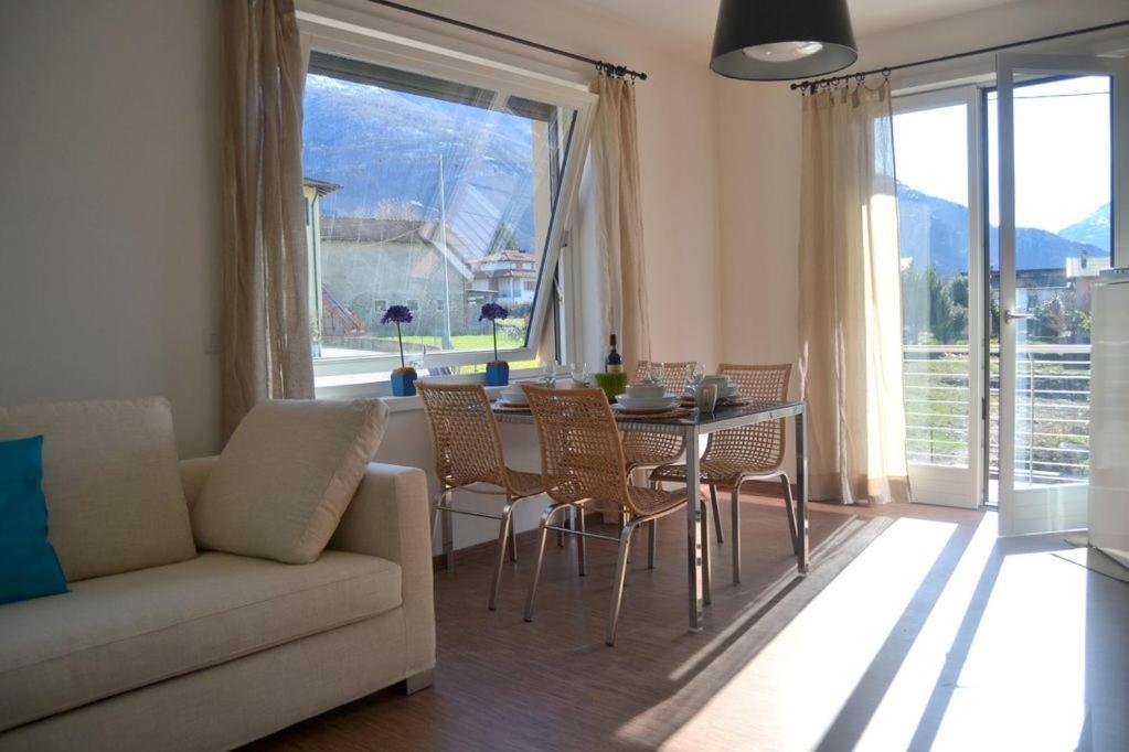 Casa Conte Air Conditioning, Near Station, Center And Ferry To Bellaggio Colico Exterior photo