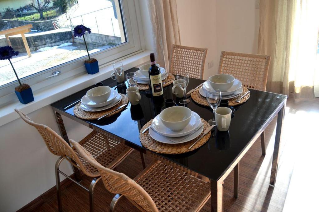Casa Conte Air Conditioning, Near Station, Center And Ferry To Bellaggio Colico Exterior photo
